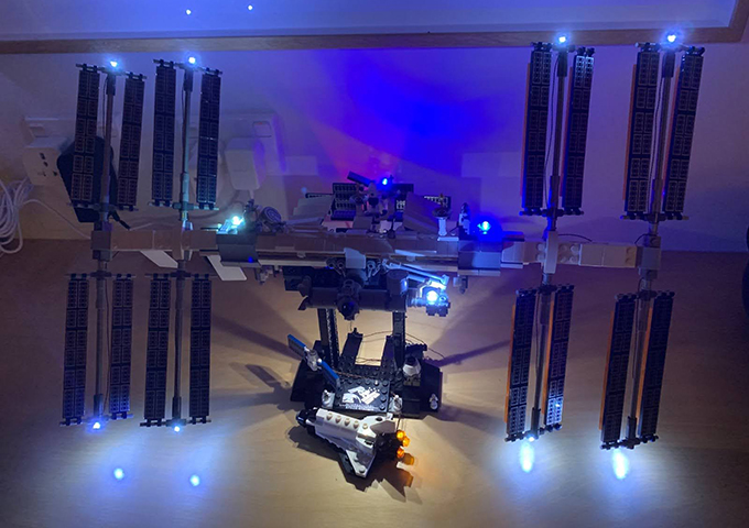 LEGO ISS Lights